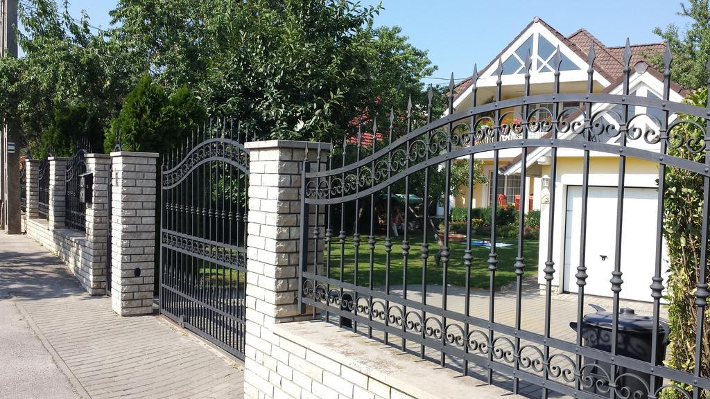 Ferienwohnung Tuenderlak Vendeghaz Balatonfüred Exterior foto