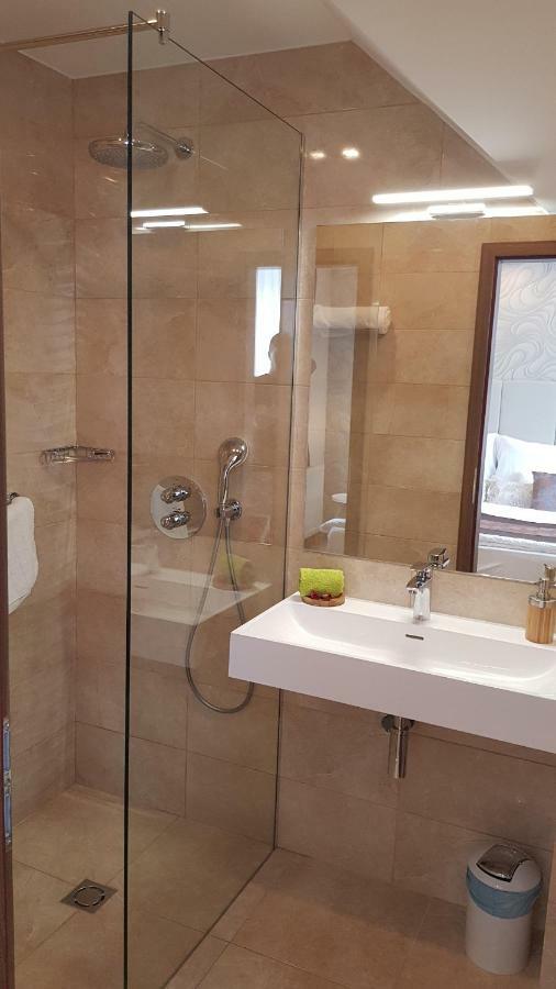 Ferienwohnung Tuenderlak Vendeghaz Balatonfüred Exterior foto